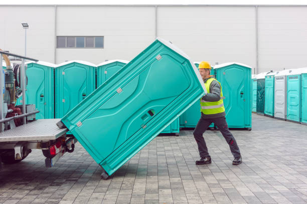 Best Portable restroom trailer rental  in Moodys, OK